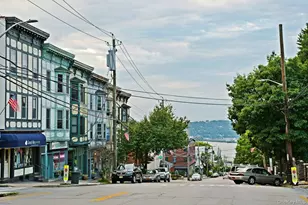 300 Sheldon Ave, Tarrytown, NY 10591 - Photo 23