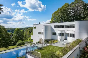 7 E Lake Dr, Katonah, NY 10536 - Photo 9