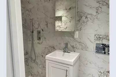 245-39 147th Drive, Rosedale, NY 11422 - Photo 17