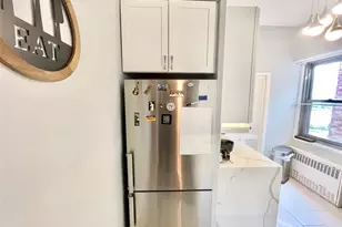 6120 Grand Central Pkwy, Forest Hills, NY 11375 - Photo 9