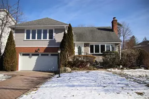 808 Wolfs Ln, Pelham, NY 10803 - Photo 1