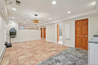 808 Wolfs Lane, Pelham, NY 10803 - Photo 31