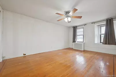 33 Dartmouth Street, Valley Stream, NY 11581 - Photo 17