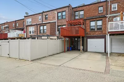 33 Dartmouth Street, Valley Stream, NY 11581 - Photo 35