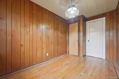 33 Dartmouth Street, Valley Stream, NY 11581 - Photo 21