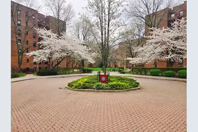 150-10 71st Avenue #5L, Kew Gardens, NY 11367 - Photo 13