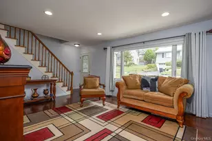 9 Durham Rd, White Plains, NY 10607 - Photo 13