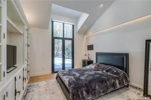 8 Frost Creek Dr, Locust Valley, NY 11560 - Photo 23