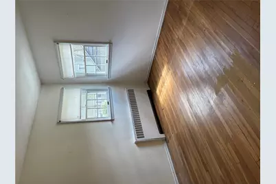 8 Dee Place, Huntington Station, NY 11746 - Photo 7