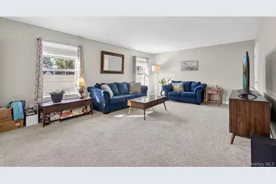 202 Ridgeline Drive, Poughkeepsie, NY 12603 - Photo 17