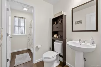 202 Ridgeline Drive, Poughkeepsie, NY 12603 - Photo 21