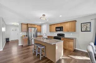 202 Ridgeline Dr, Poughkeepsie, NY 12603 - Photo 11