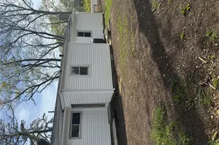 1 Pine Rd, Middle Island, NY 11953 - Photo 17