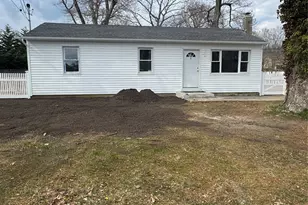 1 Pine Rd, Middle Island, NY 11953 - Photo 21