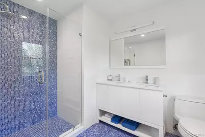 8 Niamogue Lane, Quogue, NY 11959 - Photo 13