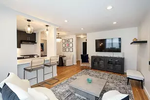 18 Edwards, Roslyn Heights, NY 11577 - Photo 7