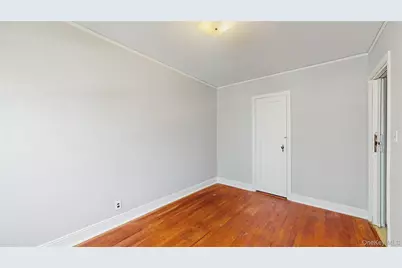 148-40 61 Road, Flushing, NY 11367 - Photo 17