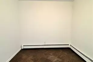 259-07 147th Rd, Rosedale, NY 11422 - Photo 7