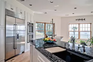 33 Beach Rd, Northport, NY 11768 - Photo 9