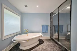 33 Beach Rd, Northport, NY 11768 - Photo 35