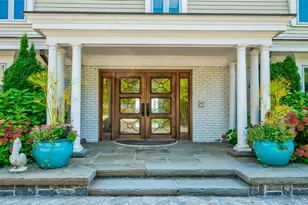 33 Beach Rd, Northport, NY 11768 - Photo 5