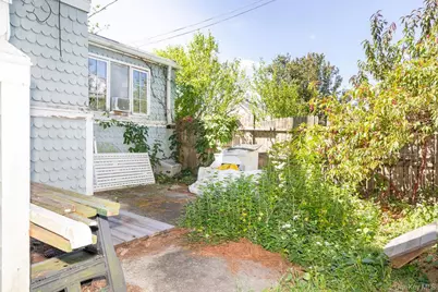 246 Weyman Avenue, New Rochelle, NY 10805 - Photo 39