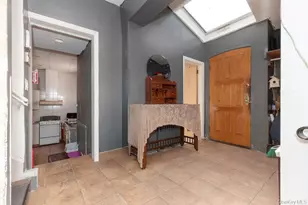 246 Weyman Ave, New Rochelle, NY 10805 - Photo 3