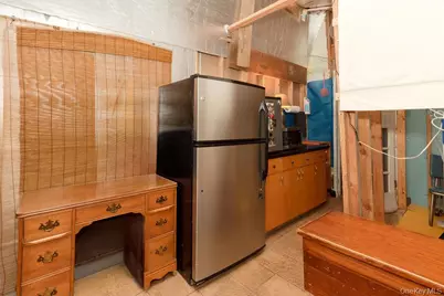 246 Weyman Avenue, New Rochelle, NY 10805 - Photo 25