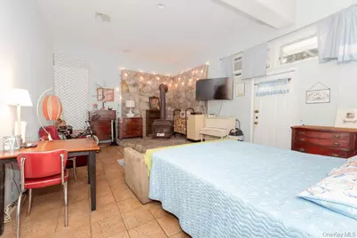 246 Weyman Avenue, New Rochelle, NY 10805 - Photo 27