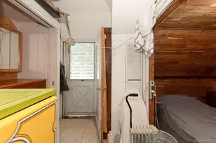 246 Weyman Ave, New Rochelle, NY 10805 - Photo 13