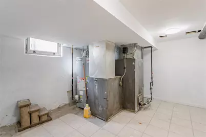 32-12 208 Street, Bayside, NY 11361 - Photo 21