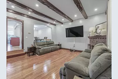 17209 Sayres Avenue, Jamaica, NY 11433 - Photo 3