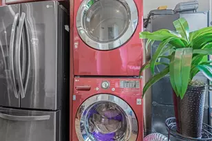 172-09 Sayres Ave, Jamaica, NY 11433 - Photo 9