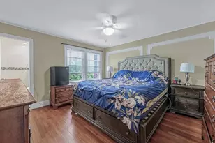 172-09 Sayres Ave, Jamaica, NY 11433 - Photo 11