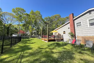 3 Debbie Trail, Hampton Bays, NY 11946 - Photo 11