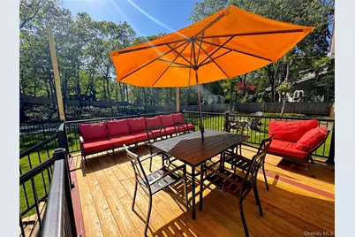 3 Debbie Trail, Hampton Bays, NY 11946 - Photo 7