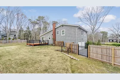 3 Debbie Trail, Hampton Bays, NY 11946 - Photo 17