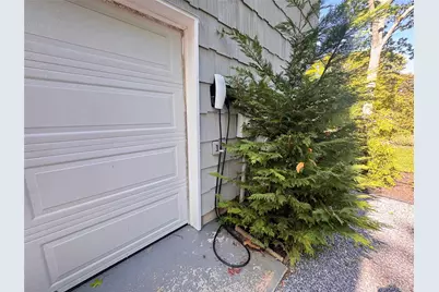 3 Debbie Trail, Hampton Bays, NY 11946 - Photo 15