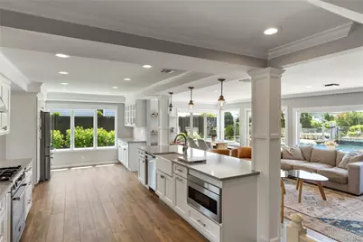 22 Viking Drive, West Islip, NY 11795 - Photo 13