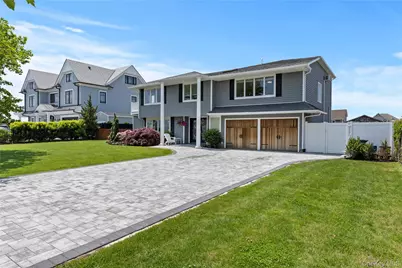 22 Viking Drive, West Islip, NY 11795 - Photo 3