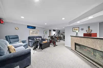 312 Ocean Avenue, Massapequa Park, NY 11762 - Photo 17