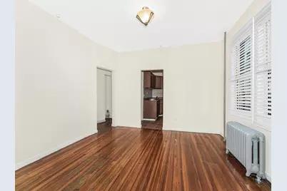 756 E 225th Street, Bronx, NY 10466 - Photo 3