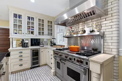 127 #1 Beverly Road, Douglaston, NY 11363 - Photo 11