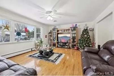 14 Westlyn Drive, Bardonia, NY 10954 - Photo 7