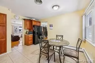 14 Westlyn Dr, Bardonia, NY 10954 - Photo 13