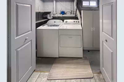 9 Reinhart Court, Melville, NY 11747 - Photo 23