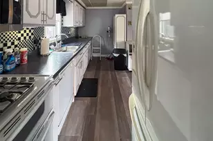 9 Reinhart Ct, Melville, NY 11747 - Photo 11