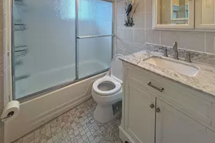 9 Reinhart Ct, Melville, NY 11747 - Photo 13