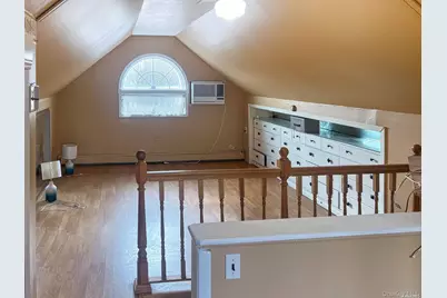 9 Reinhart Court, Melville, NY 11747 - Photo 19