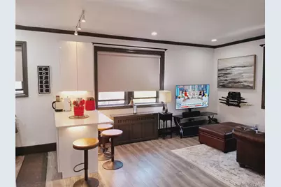 4784 Boston Post Road #C41, Pelham, NY 10803 - Photo 5